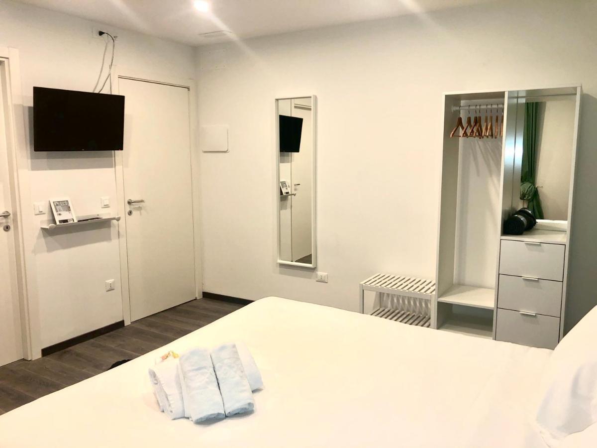 Mimi Rooms&Studios Triest Zewnętrze zdjęcie